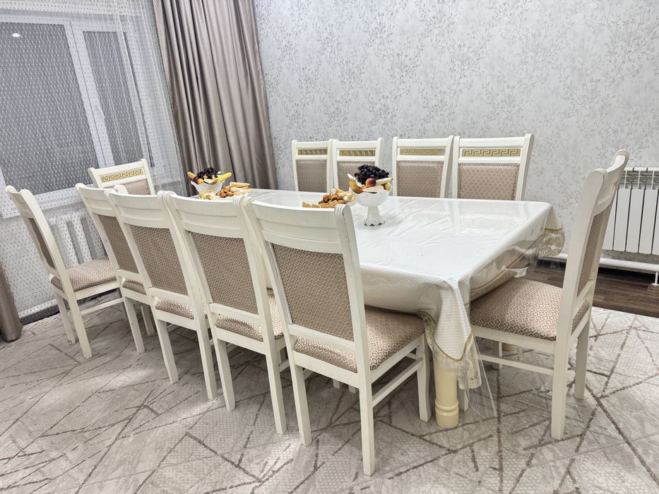 Продам стол со стульями