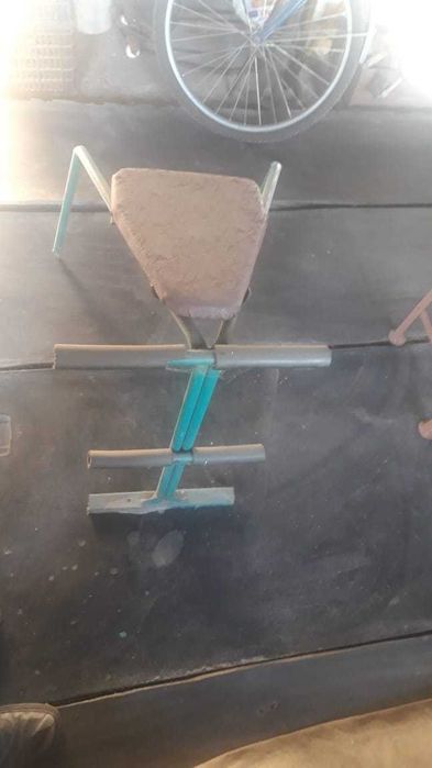 гантели, тренажер для пресса