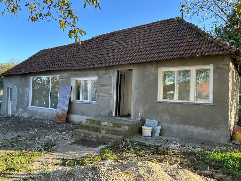 Casă de vânzare Mintia sau schimb cu apartament Deva