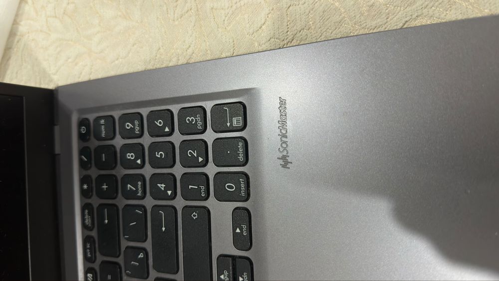 ASUS Laptop 15 X515EA-BQ1189W