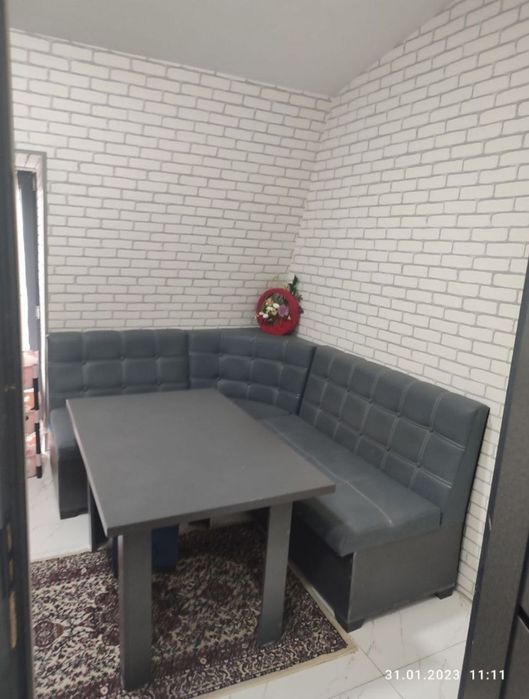 Срочно продам Чиланзар 17 квартл 2/7/7 мансарда