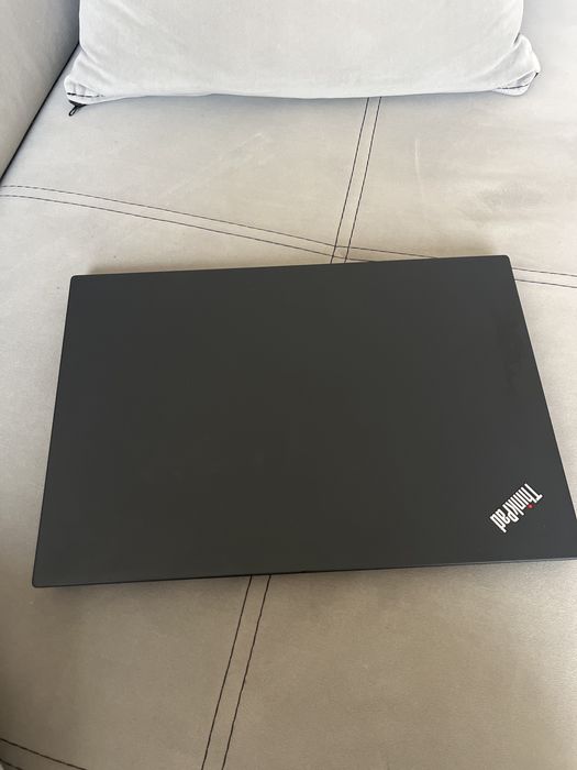 ThinkPad T15 Gen 2- отлично състояние.