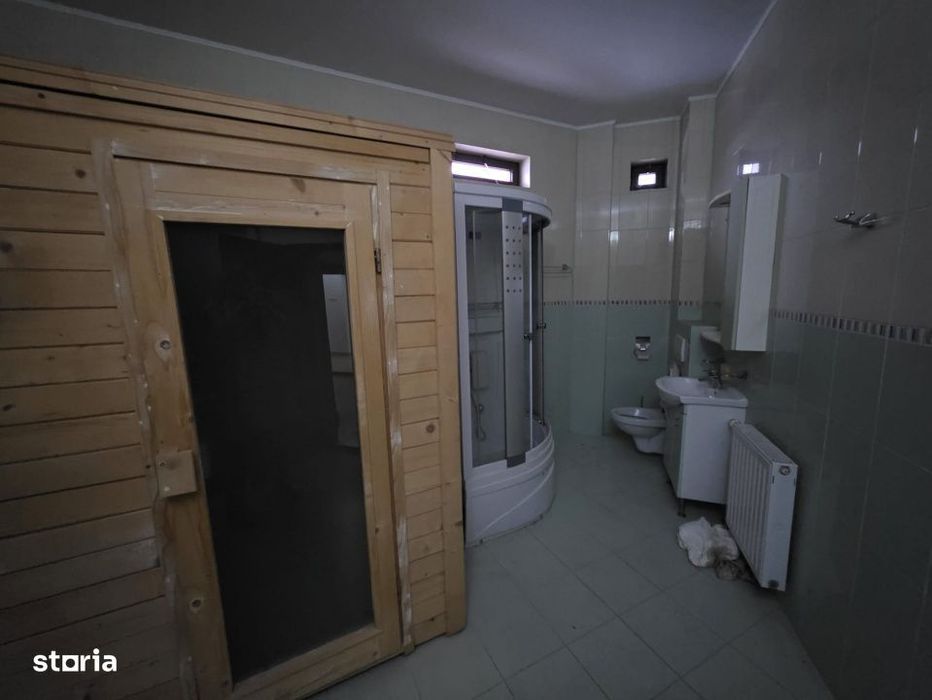 Cladire investitie Valea Lupului, 634 mp, ideal clinica, gradinita