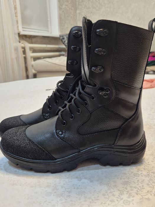 Продам берцы зима