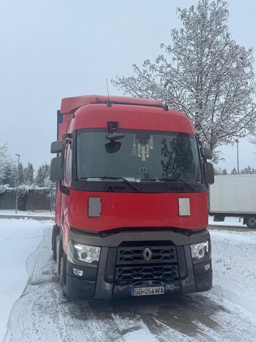 Camion Renault T480 Mega