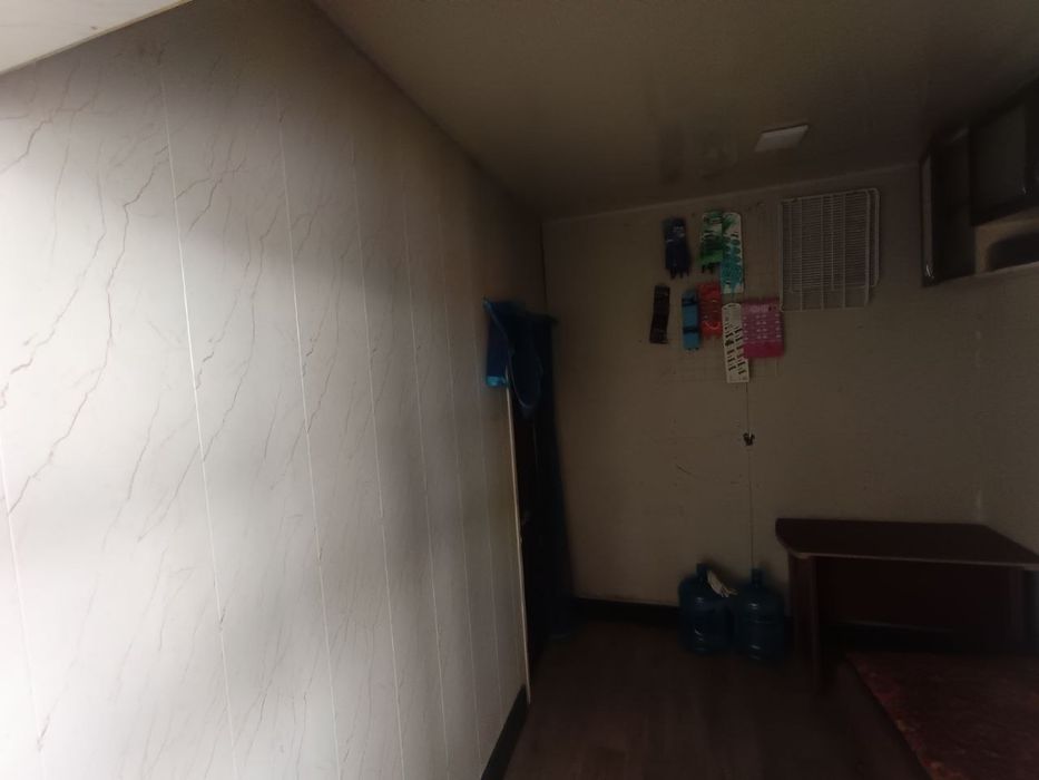 Oziq ovqat sotishga mo’ljallangan kontenir (контенир)
