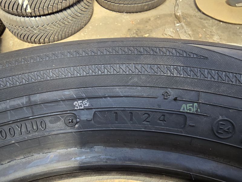 225/55/18 YOKOHAMA 4бр