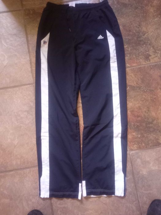 vand bluze+pantaloni treining Adidas("L")/Nike(XL- XXL)