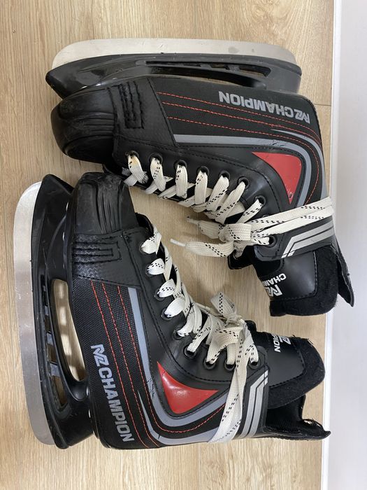 продам коньки для катка