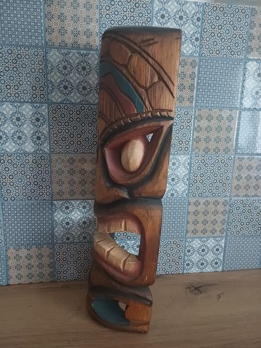 Masca decorativa tiki