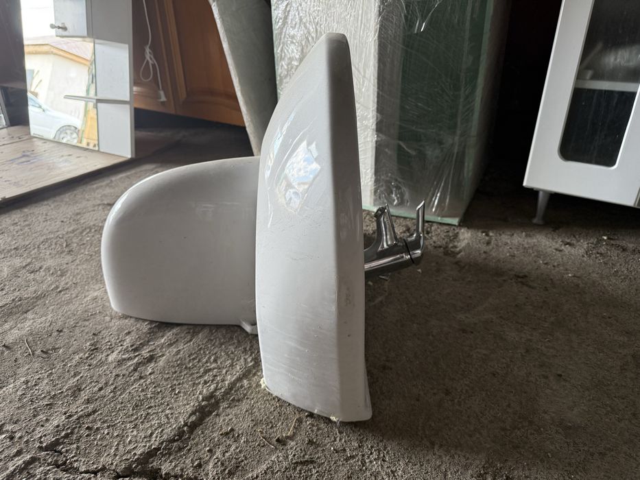 Продается умывальник / раковина со шкафчиком