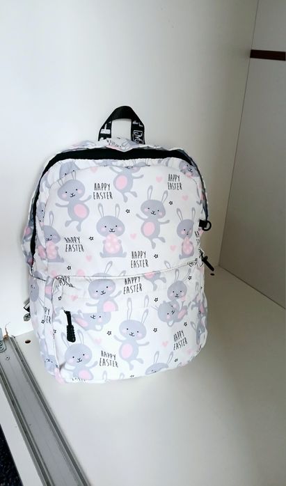 Раници и несесери за училище