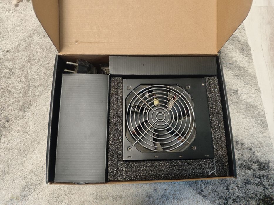 Захранване HYPER S 700W