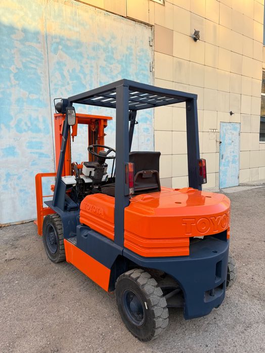 Вилочный Погрузчик Toyota 5FGL20