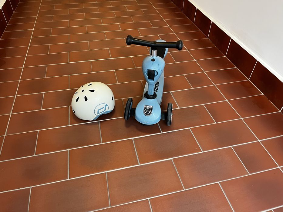 Trotineta Scoot and Ride 2 in 1 + casca