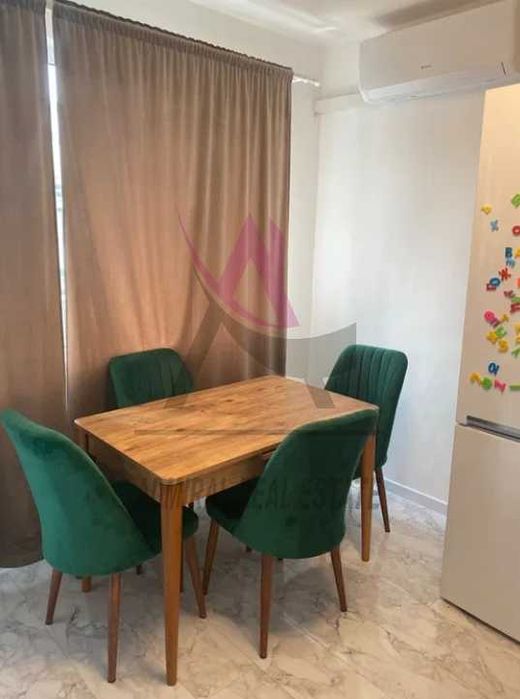 Дава се под наем Тристаен апартамент в Варна, ВИНС - 75 кв.м за 562 € - Снимка #1