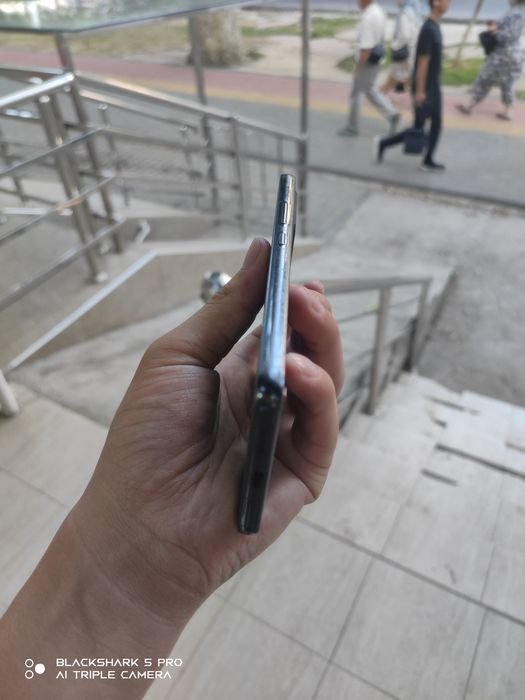 Samsung galaxy A53 5G sotiladi