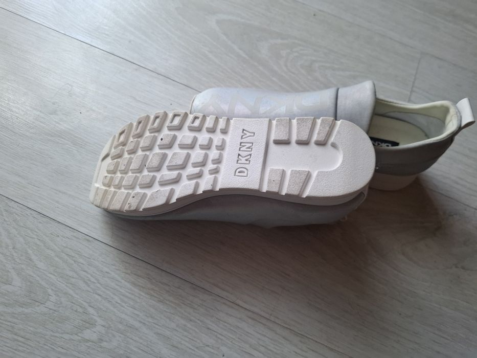 Дамски обувки DKNY