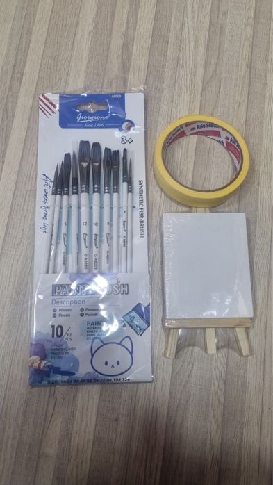 Кисточки мольберты все для творчества