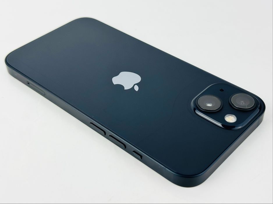 Apple iPhone 13 128GB Midnight 99% Батерия!