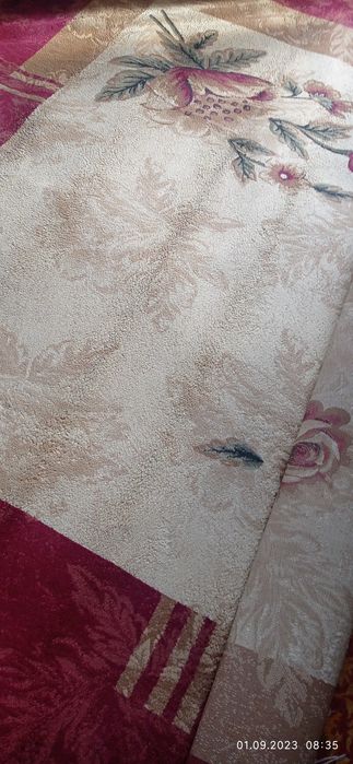 Продам  2 ковра 3 х4 м.