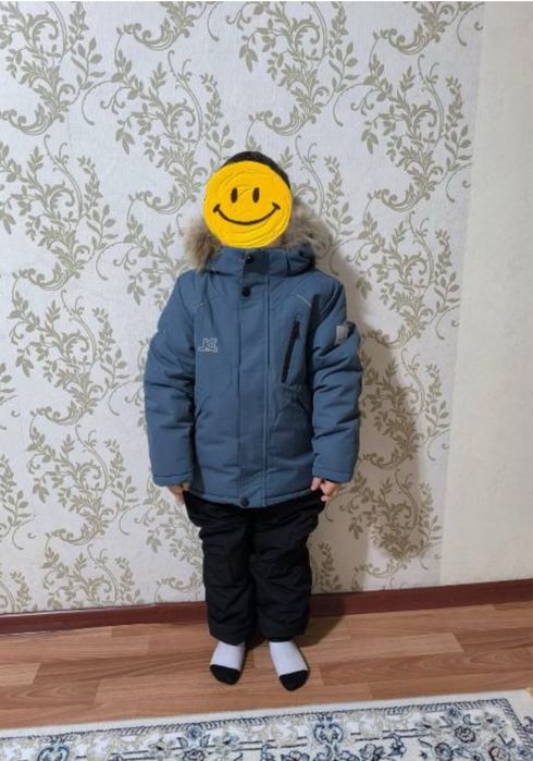 Продам детский комбинезон зима!