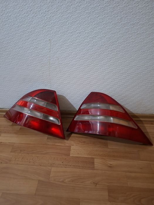 Фонари задние на мерседес w220