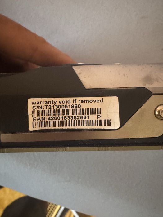 Placă video NVIDIA GTX 690 – stare foarte bună, raritate, dual GPU
