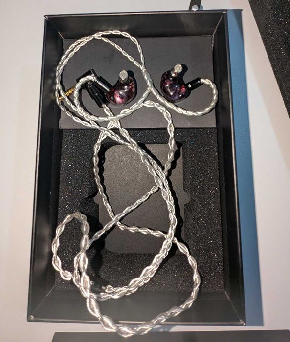 CrinEar Daybreak (Casti in-ear/IEM)