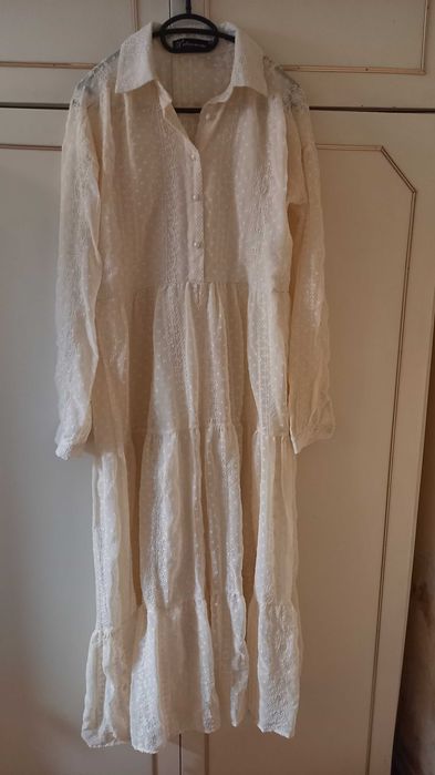 Дамска рокля памук и дантела