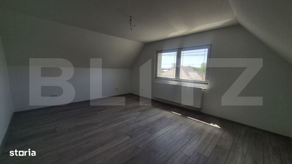 Casa cu 3 dormitoare de vanzare, 150 mp, teren 1345 mp, zona Lazuri