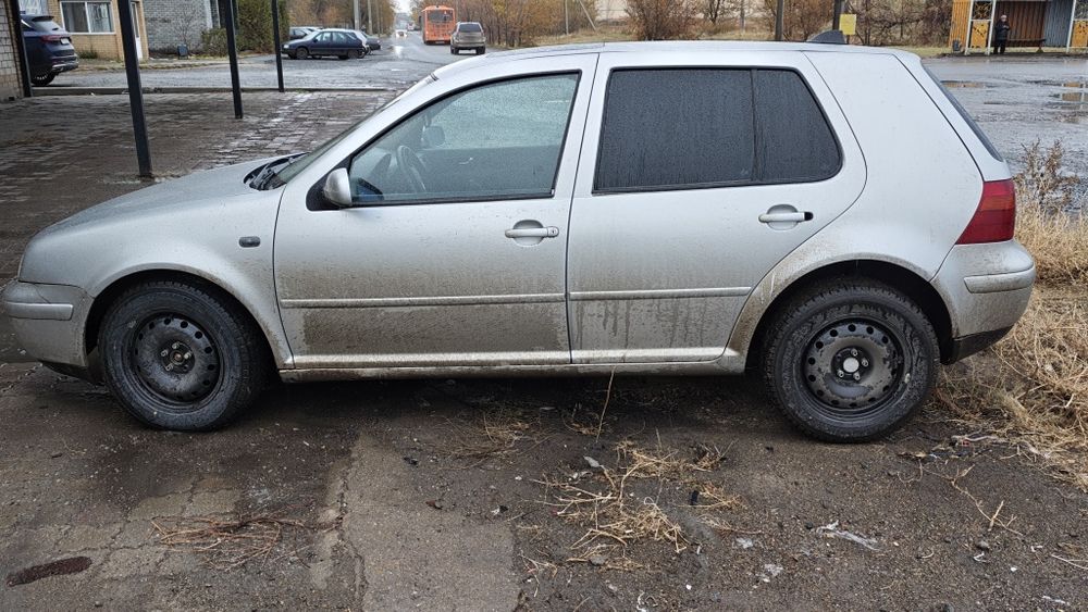 Golf 4  механика 2литра