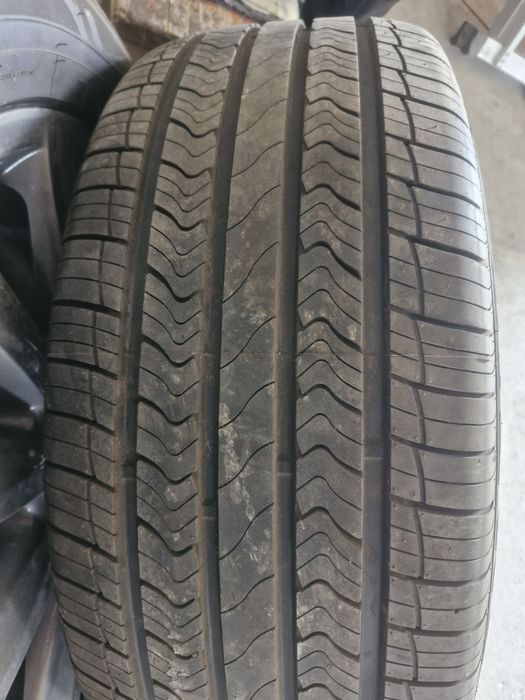 Лексус 570 или Крузак200 R20