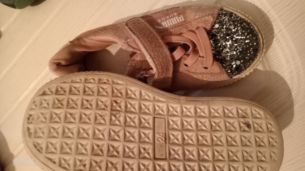 Отдам даром детскую обувь