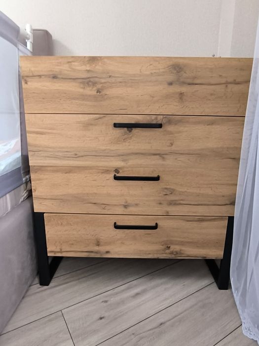 Продам комод !!!