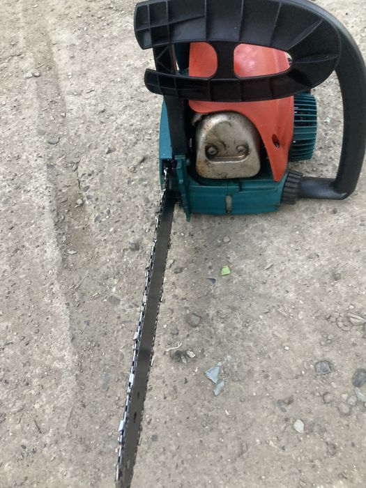 Drujba-Motofierastrau Makita DCS34 Japan