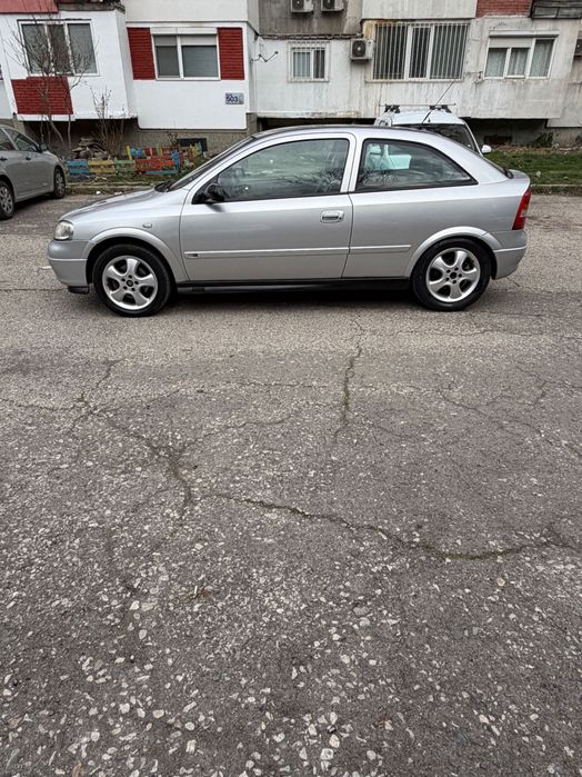 Опел астра .газ бензин