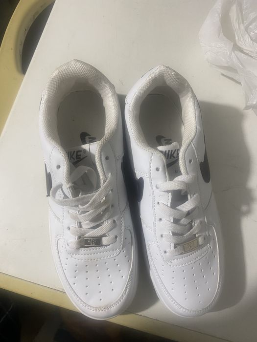 Новые кроссы найк айр