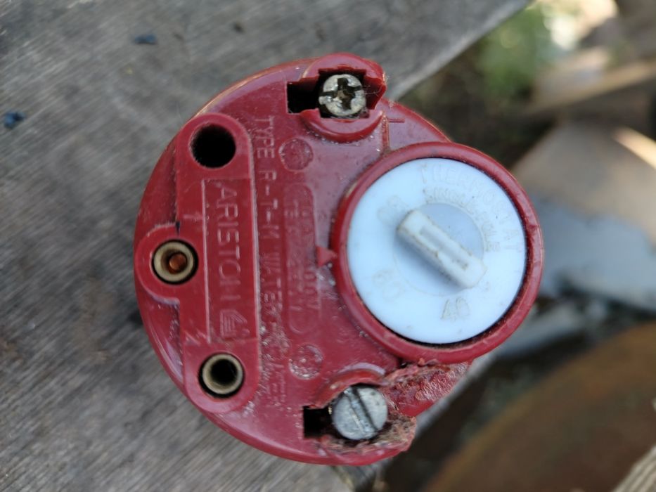 Тэн нержавейка с термостатом в батарею.