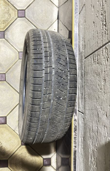 Продам шины в отличном состоянии