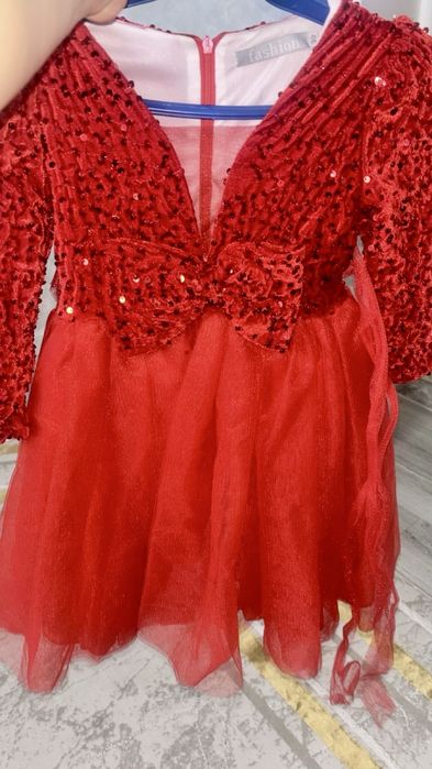 Продаем платья почти новые