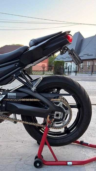Yamaha FZ8 ABS.