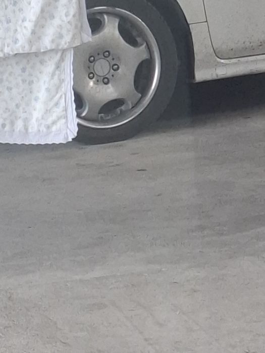 Титанка с зимней шиной