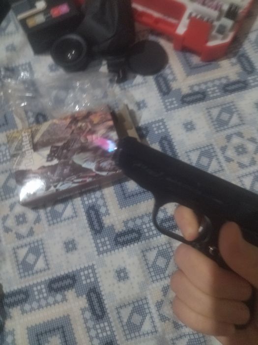 Пистолет зажигалк