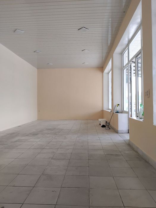 Уй сотилади,каропка холатда