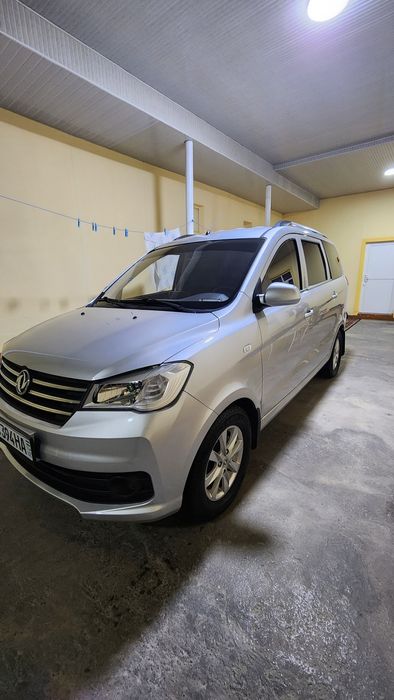 Donfeng  7 кишили мошина