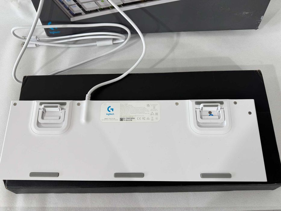 Клавиатура геймърска механична Logitech G815