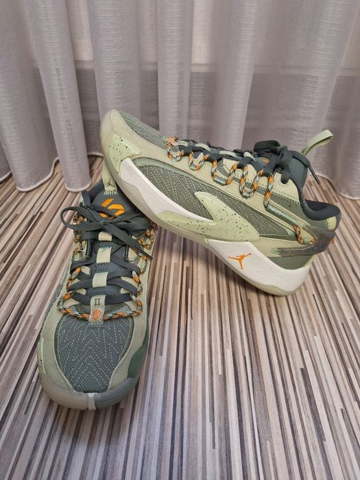 Air Jordan Luka 2 mărime 41 (uk7) ca noi.