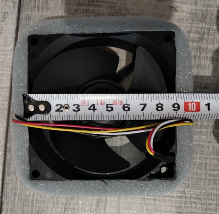 Вентилятор (кулер) на холодильник Hair