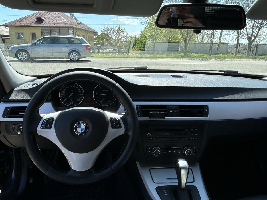 BMW E91 LCI 320d 177cp automat